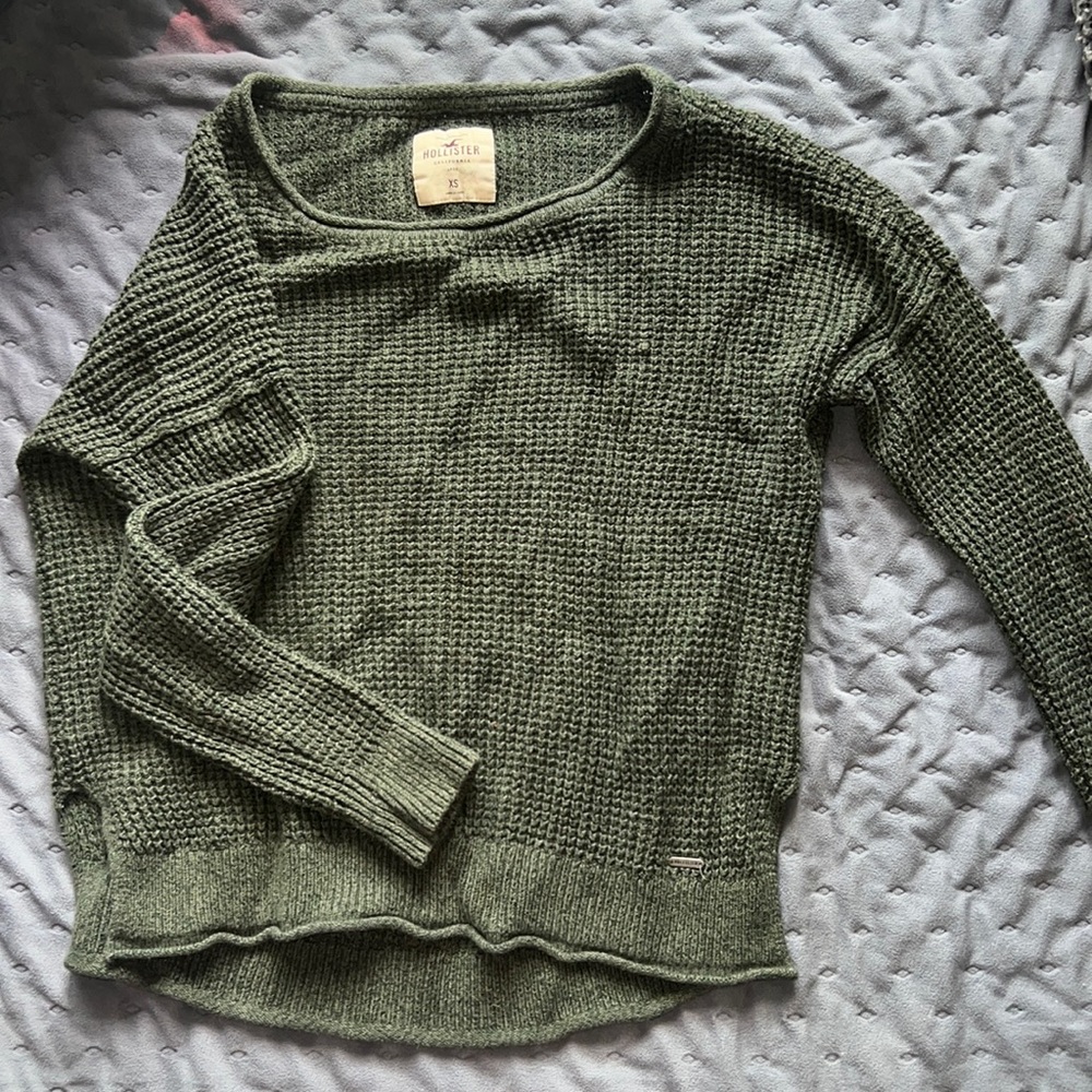 Hollister green knit sweater